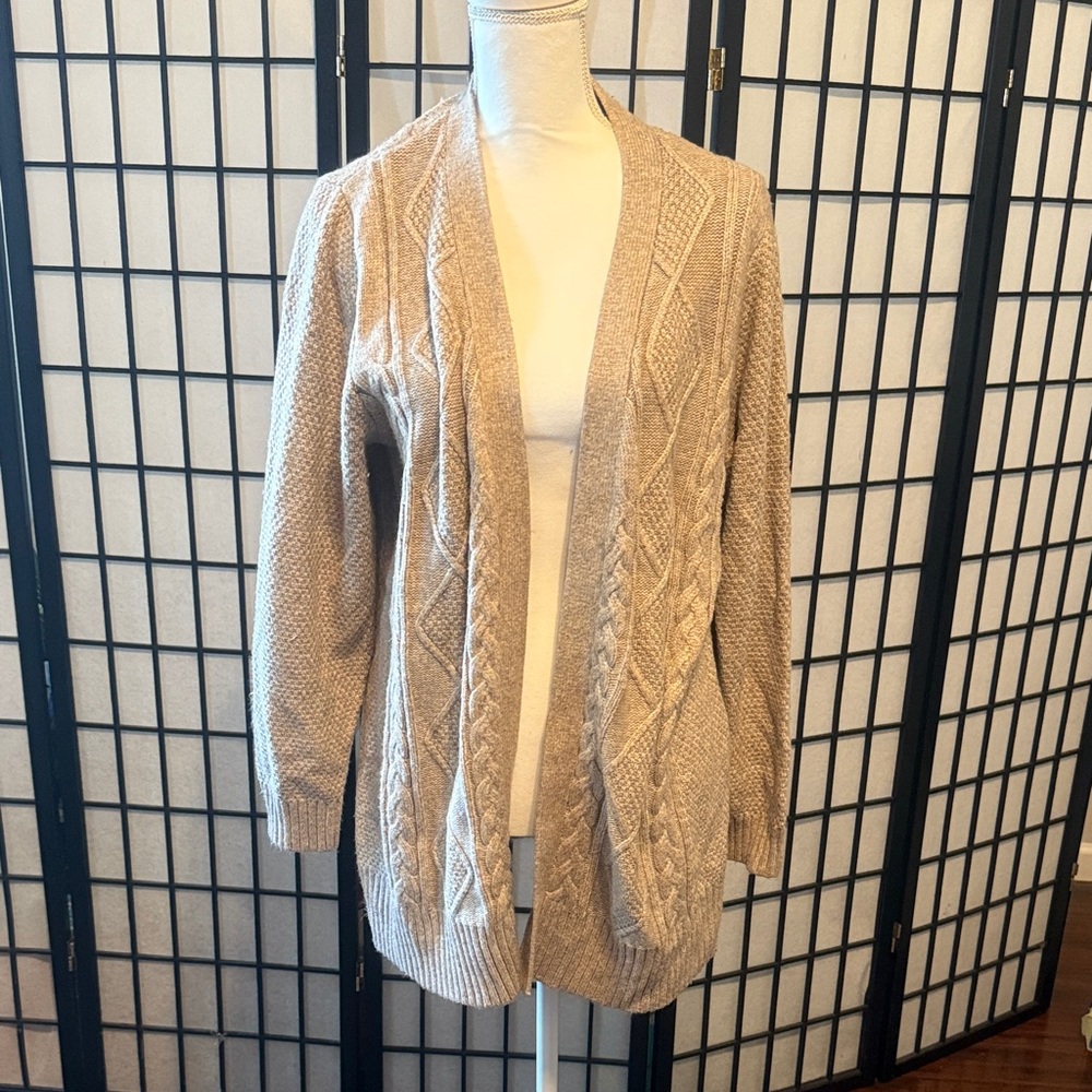 Market & Spruce Beige Cable Knit Cardigan